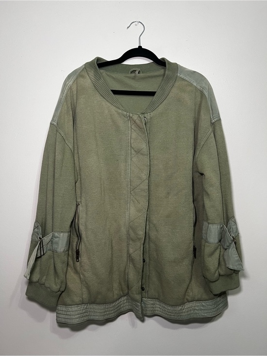 Free People Jackets & Blazers - Free People Olive/Sage Green Jacket